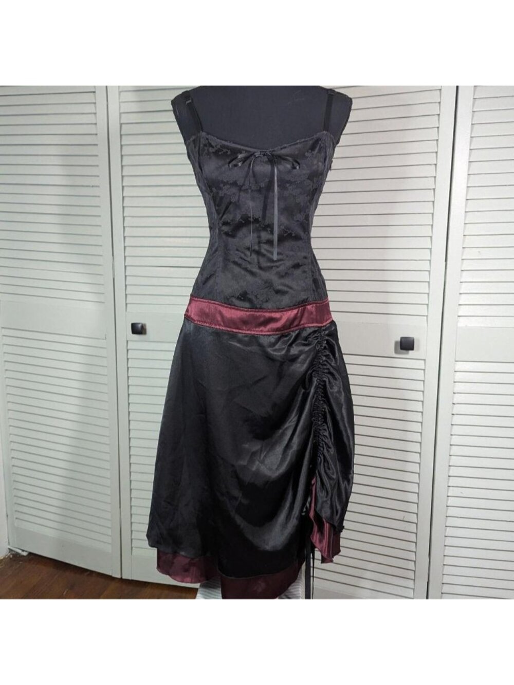Vintage Lip Service MCR Helena satin Dress